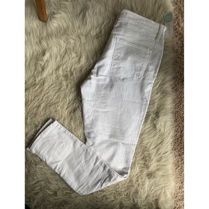 Levi’s 311 Shaping Skinny Jeans